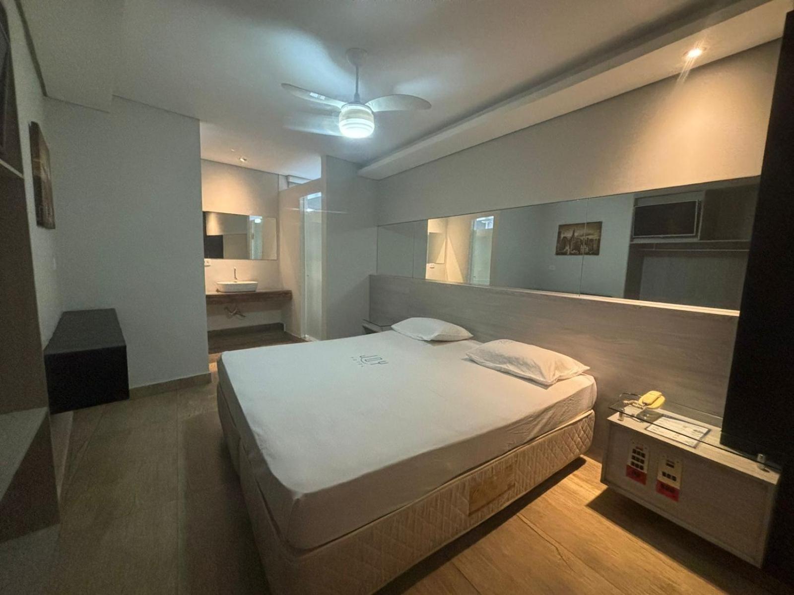 Joy Hotel — Fotos 3